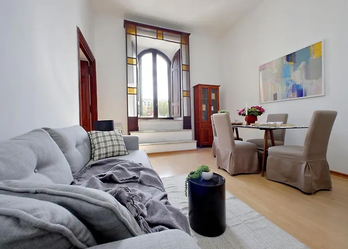 Cavour 2 Bedrooms Apartment